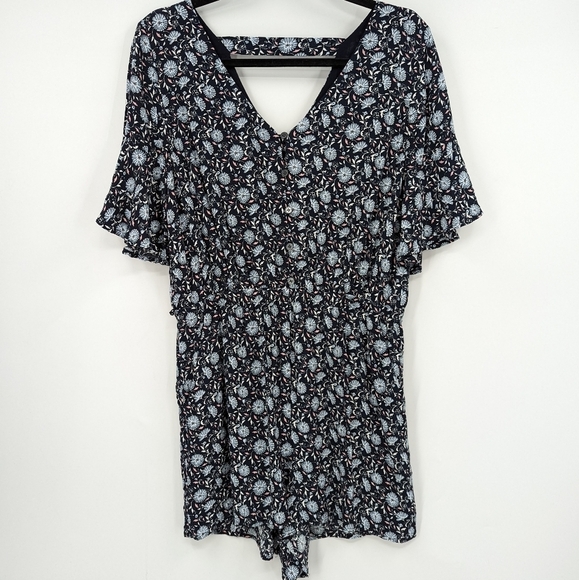 LOFT Floral Flutter Sleeve Romper - Picture 1 of 8